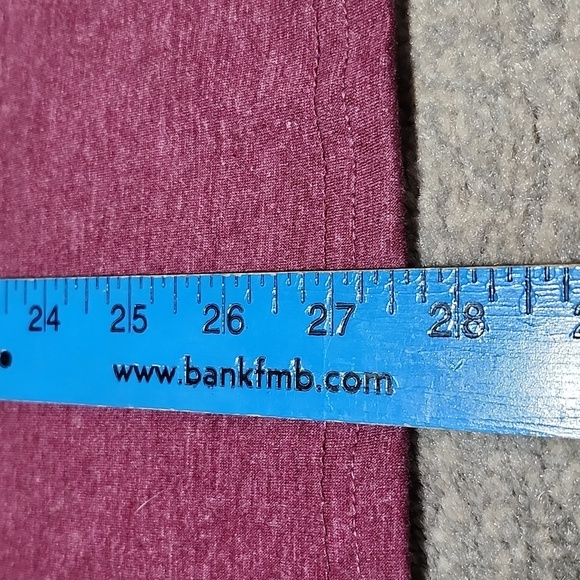 DIANE'S BOUTIQUE PATRIOTIC STARS & STRIPES MOUTH TOUGUE MAROON LARGE TANK-TOP - Picture 6 of 10